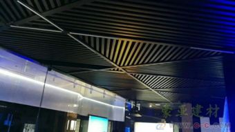 鄭州方通廠家直供 30*50深花梨鋁方通，助力工地施工與材料選型